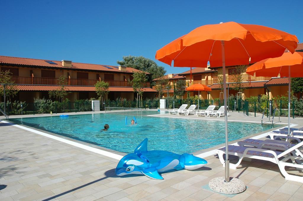 Villaggio Tamerici Lignano Sabbiadoro Ruang foto