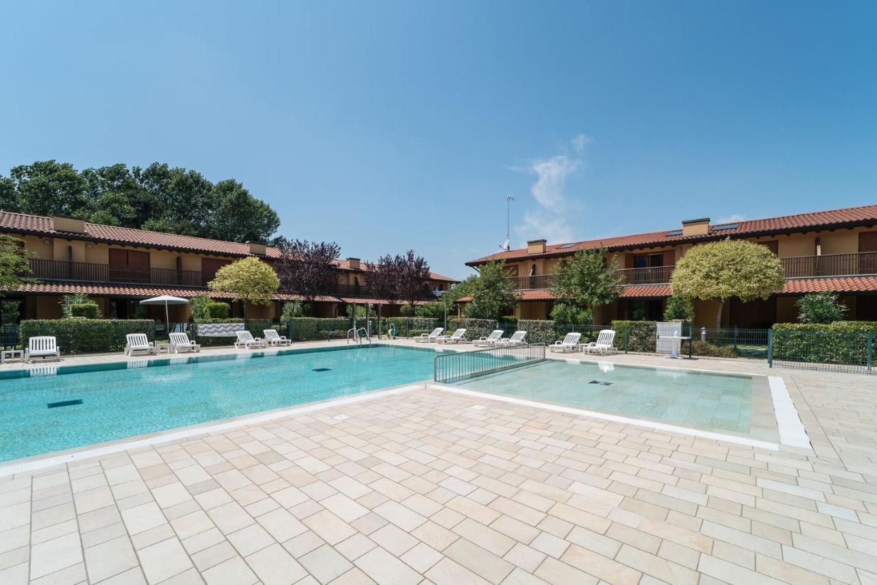 Villaggio Tamerici Lignano Sabbiadoro Bagian luar foto