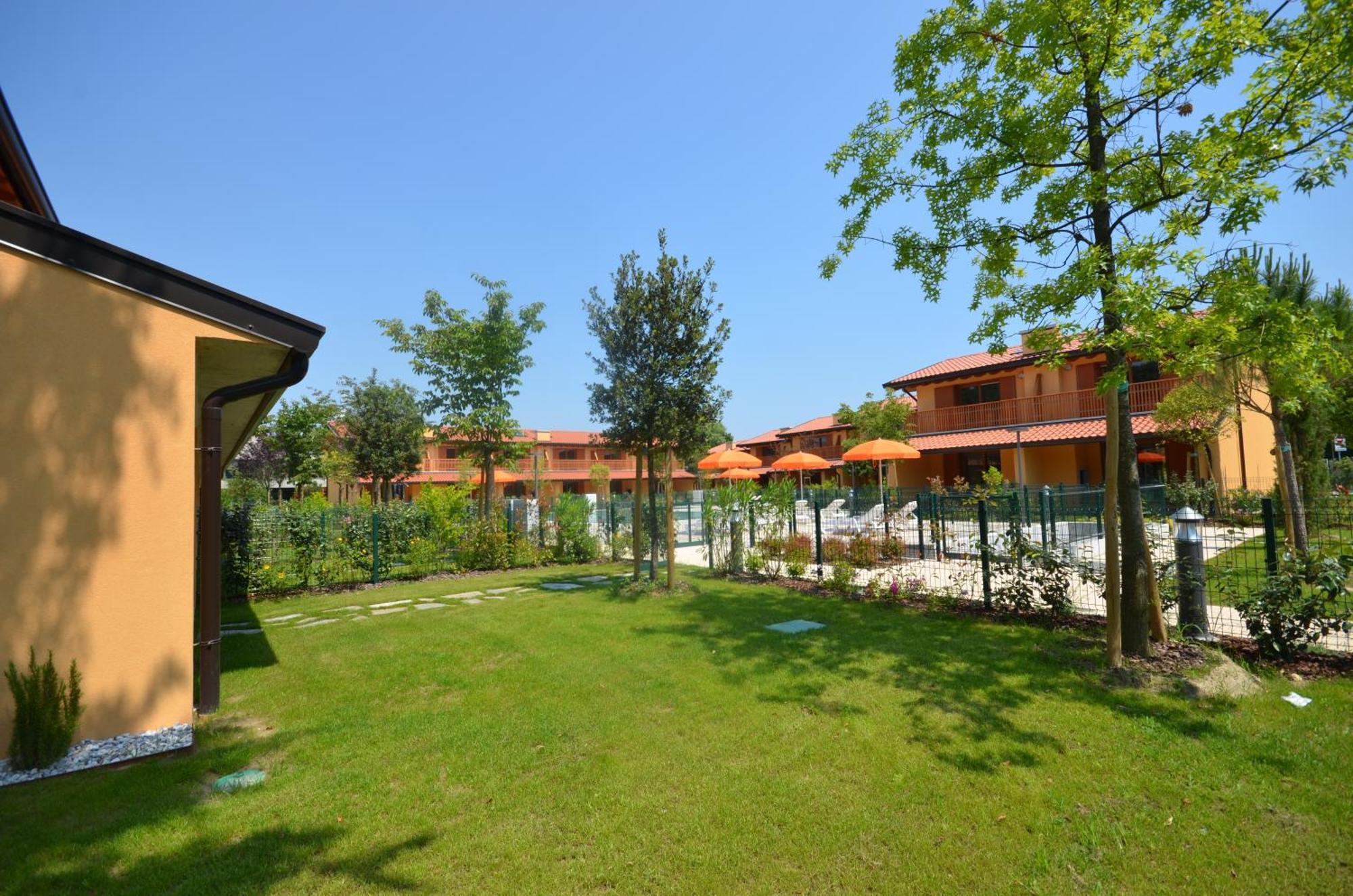 Villaggio Tamerici Lignano Sabbiadoro Bagian luar foto